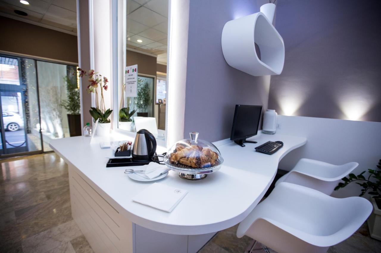 Agape Hotel Aa Hotels Milan Bagian luar foto