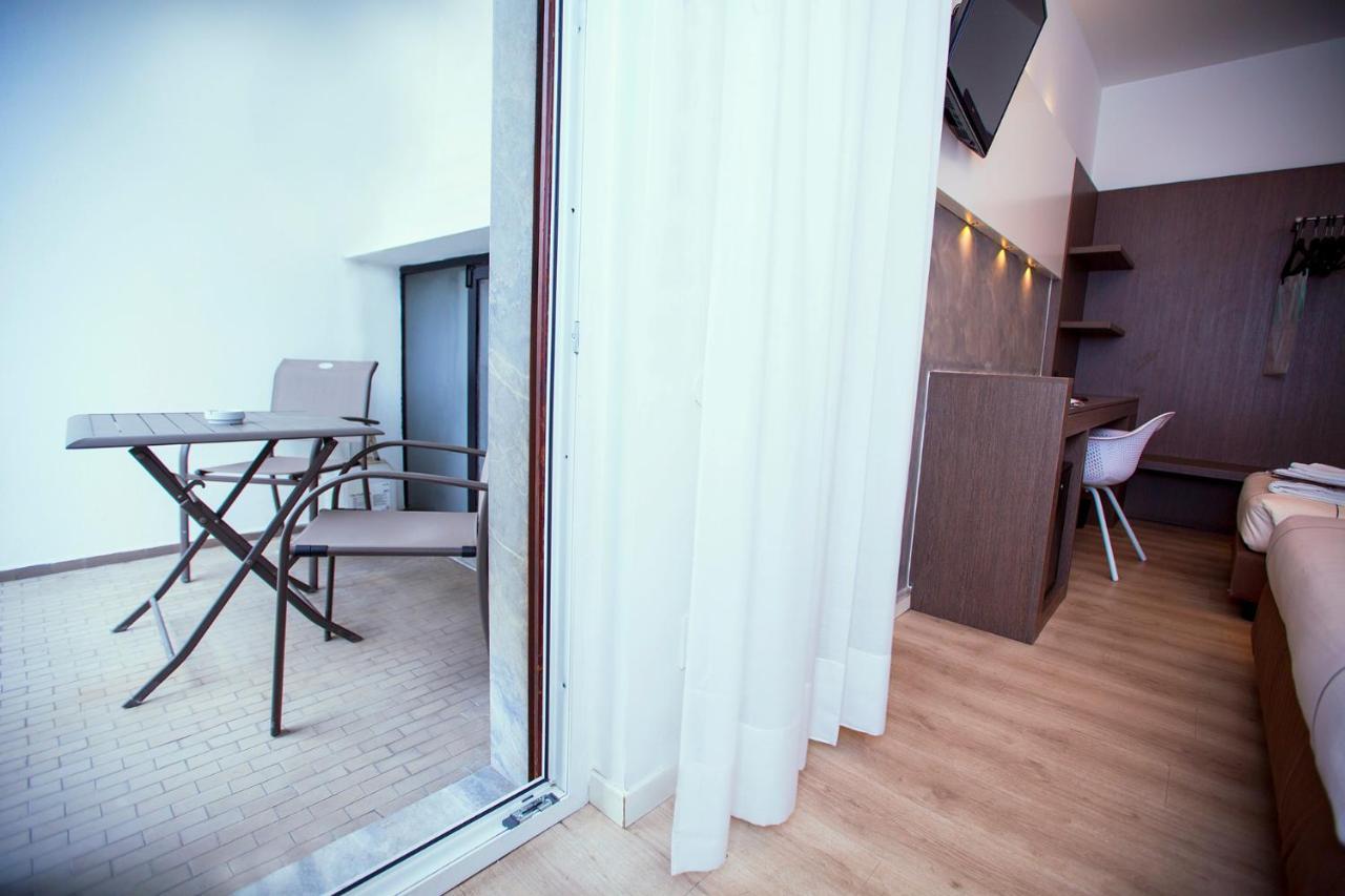 Agape Hotel Aa Hotels Milan Bagian luar foto