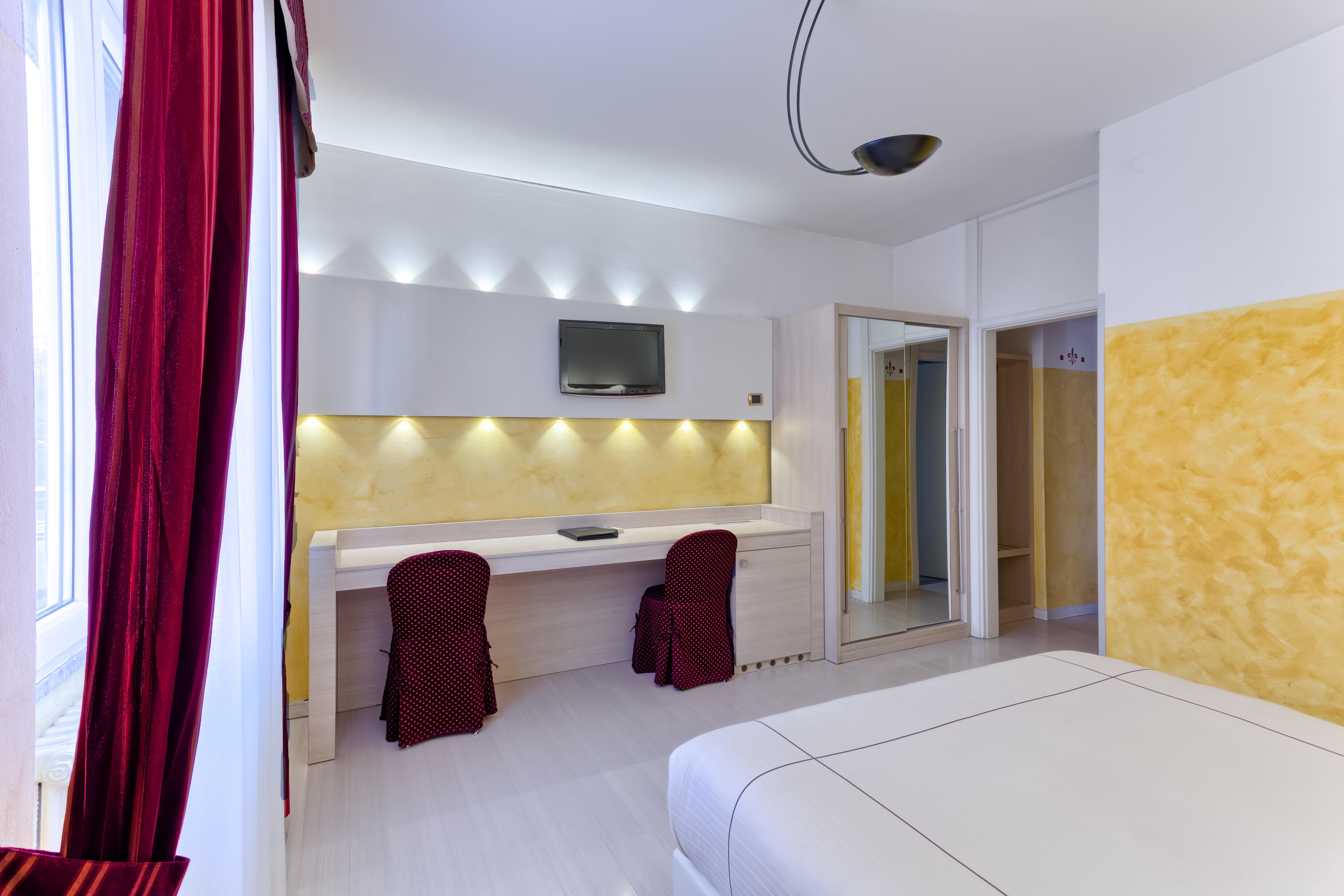 Agape Hotel Aa Hotels Milan Bagian luar foto