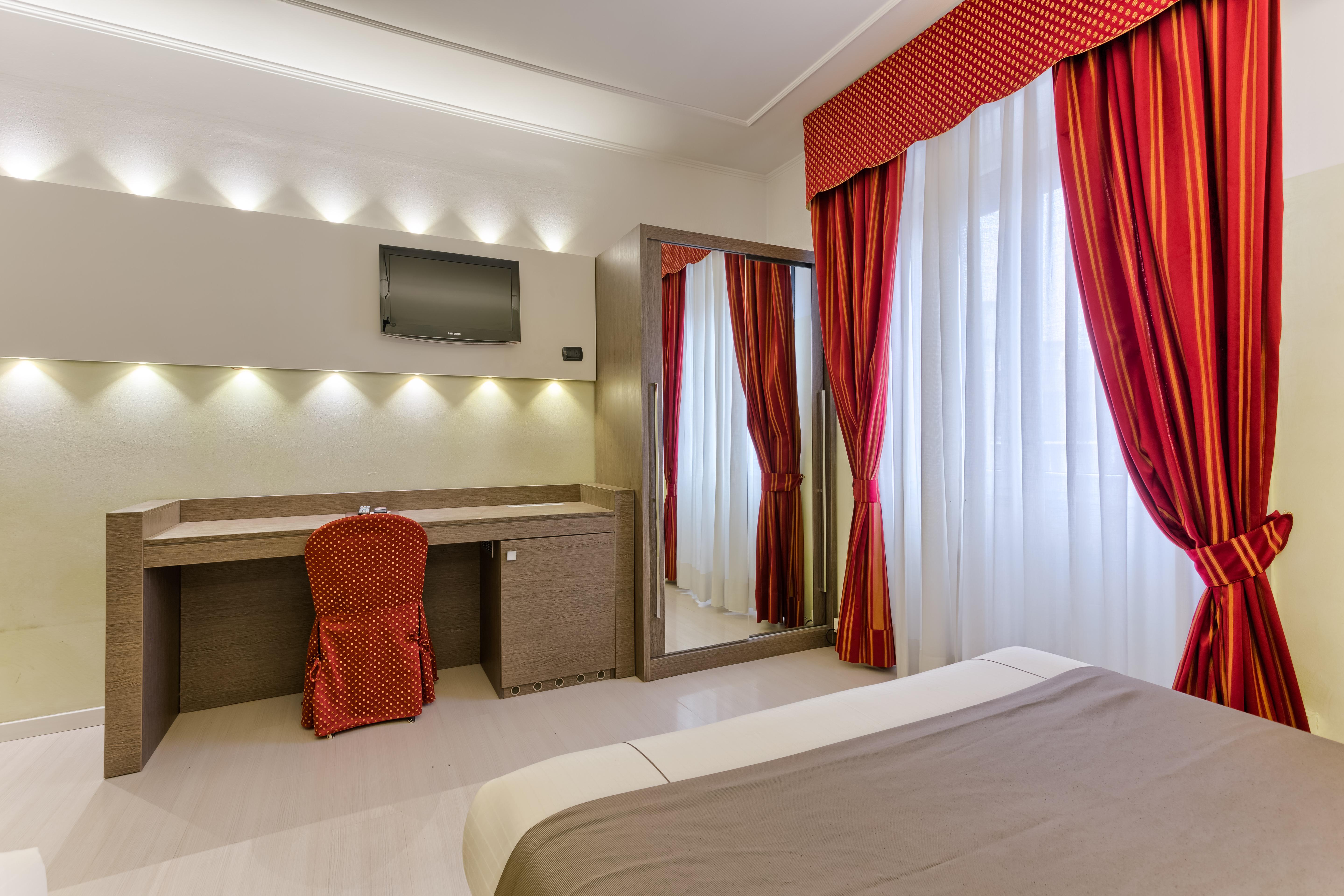 Agape Hotel Aa Hotels Milan Bagian luar foto