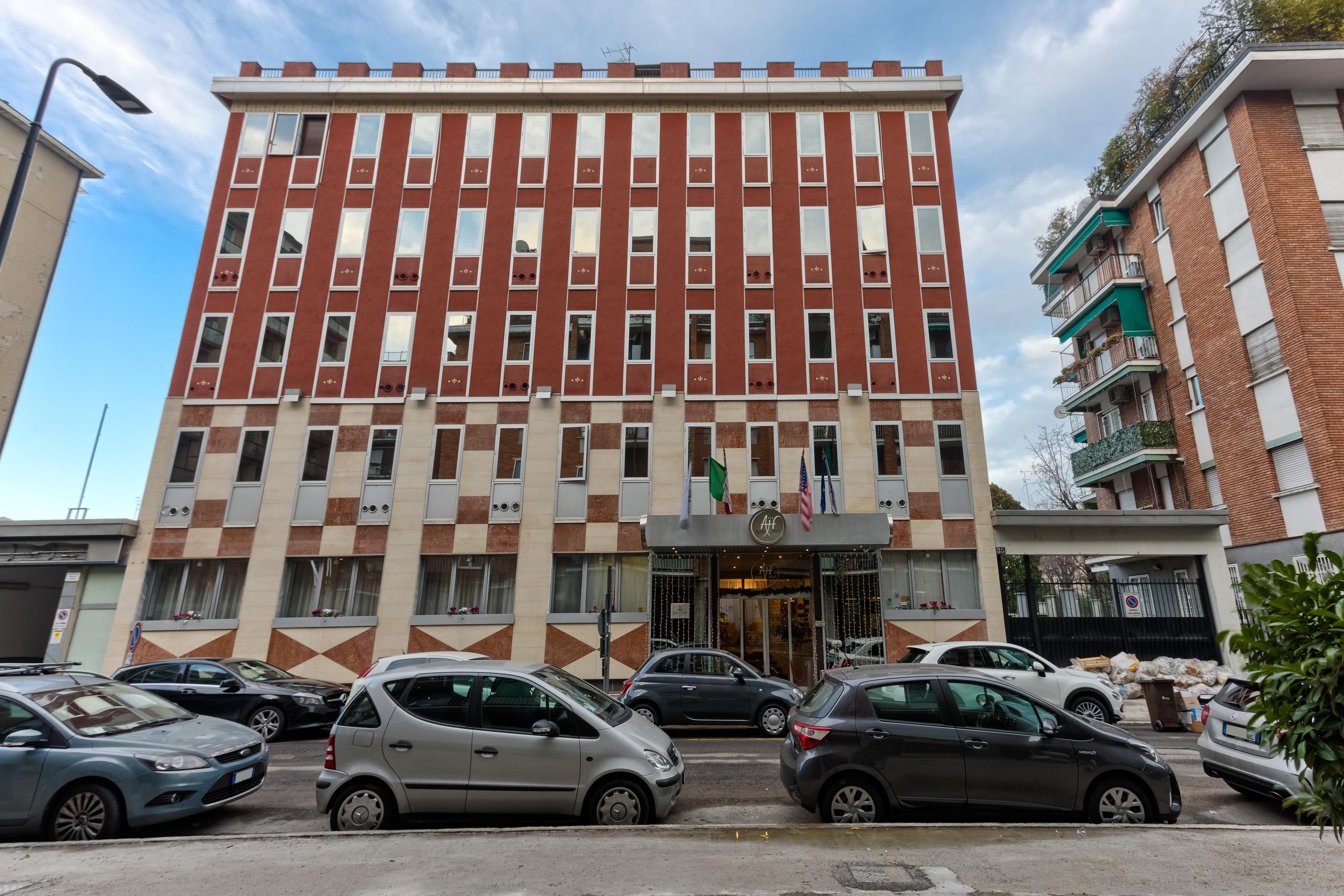 Agape Hotel Aa Hotels Milan Bagian luar foto