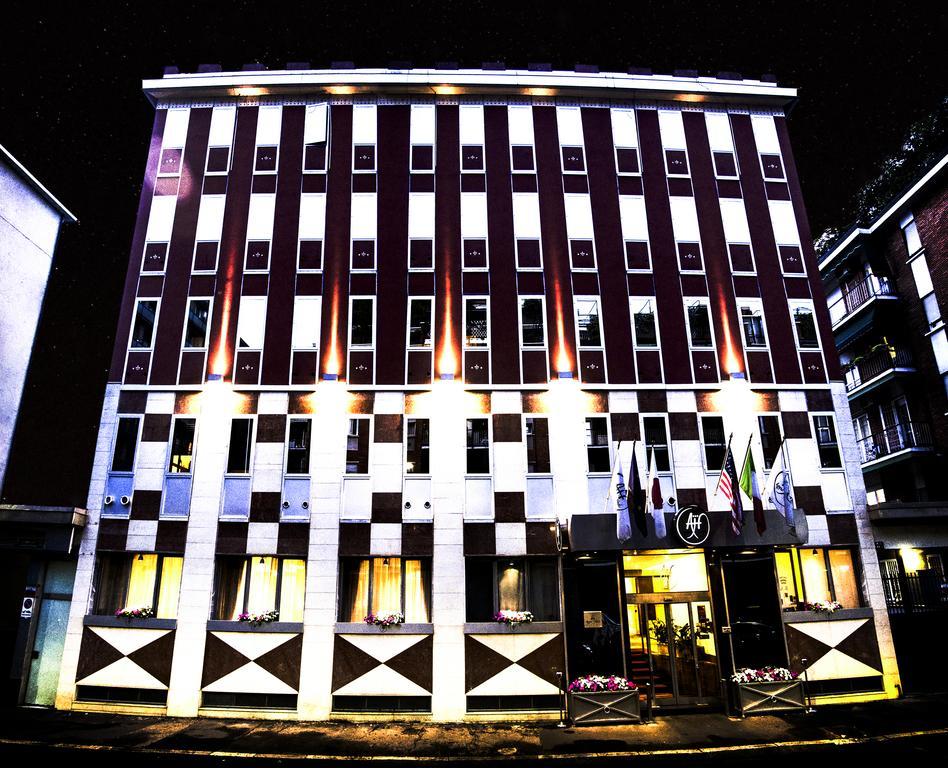 Agape Hotel Aa Hotels Milan Bagian luar foto