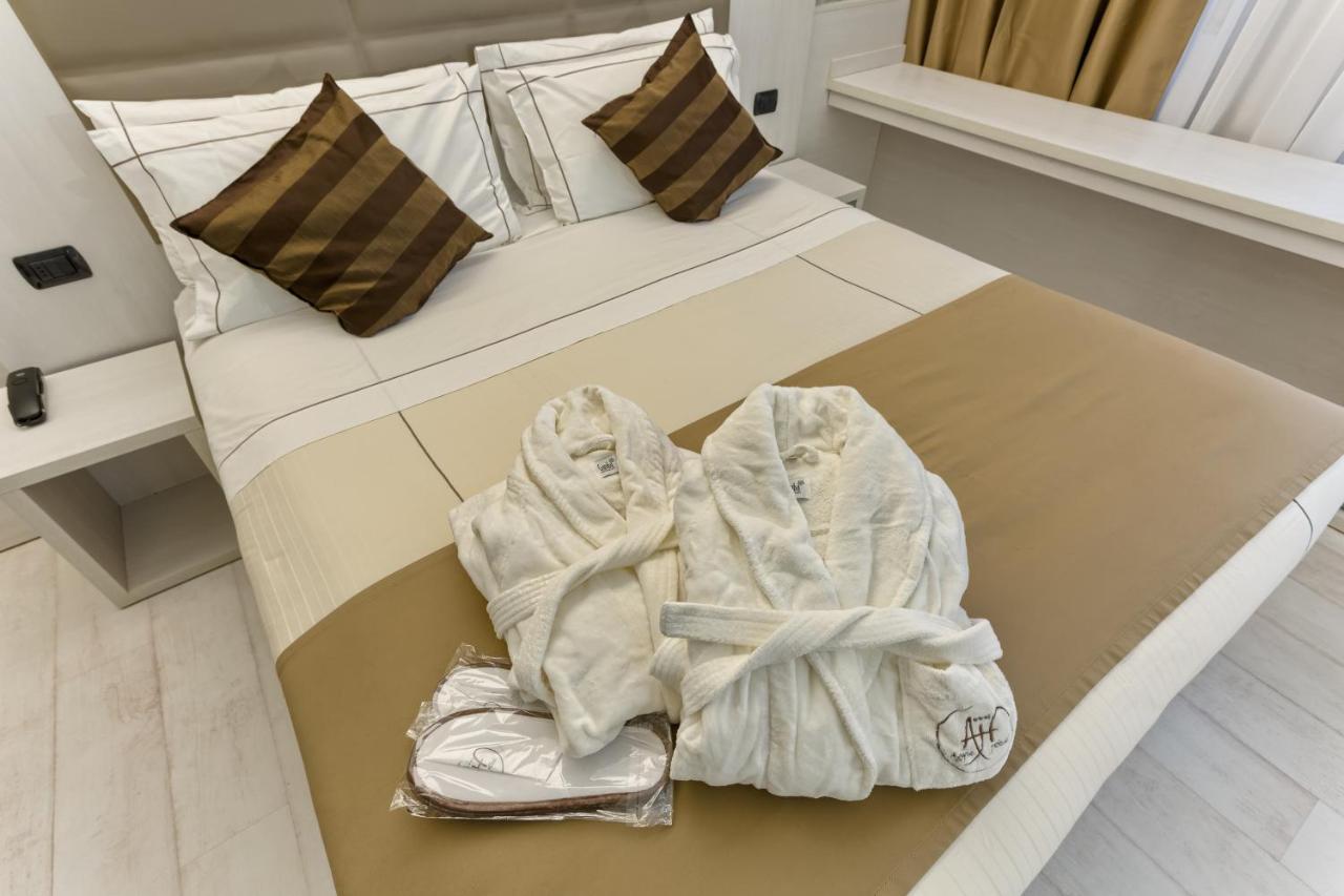 Agape Hotel Aa Hotels Milan Bagian luar foto